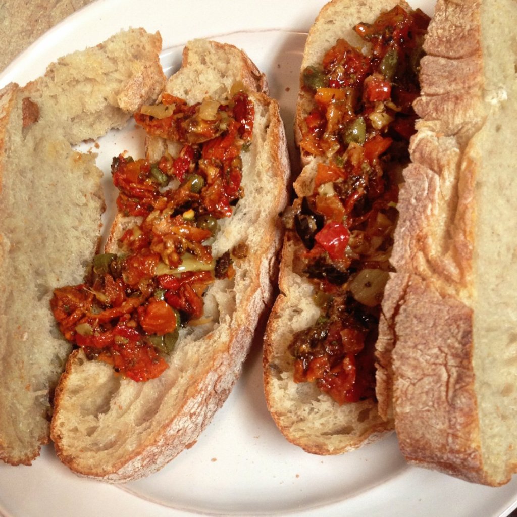 11.10_grilled-cheese-tomato-soup3