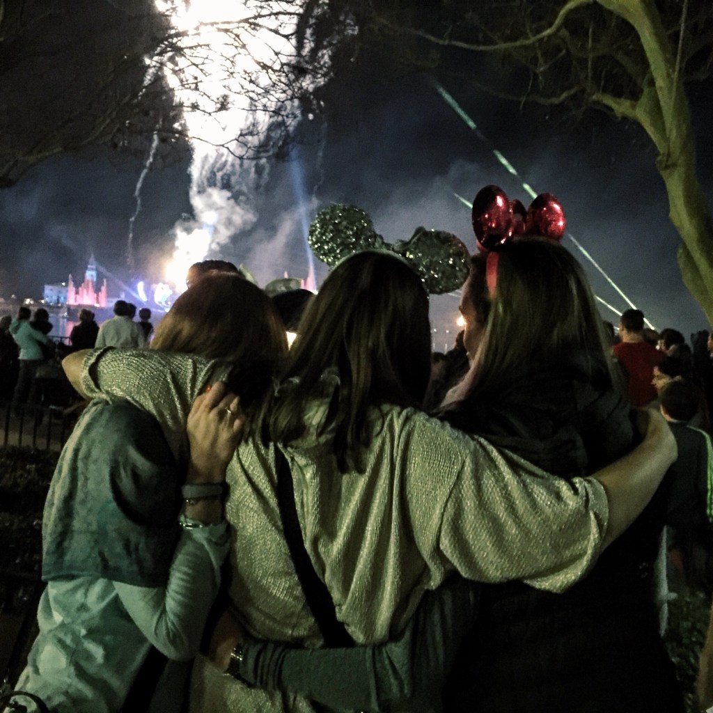 epcot - illuminations